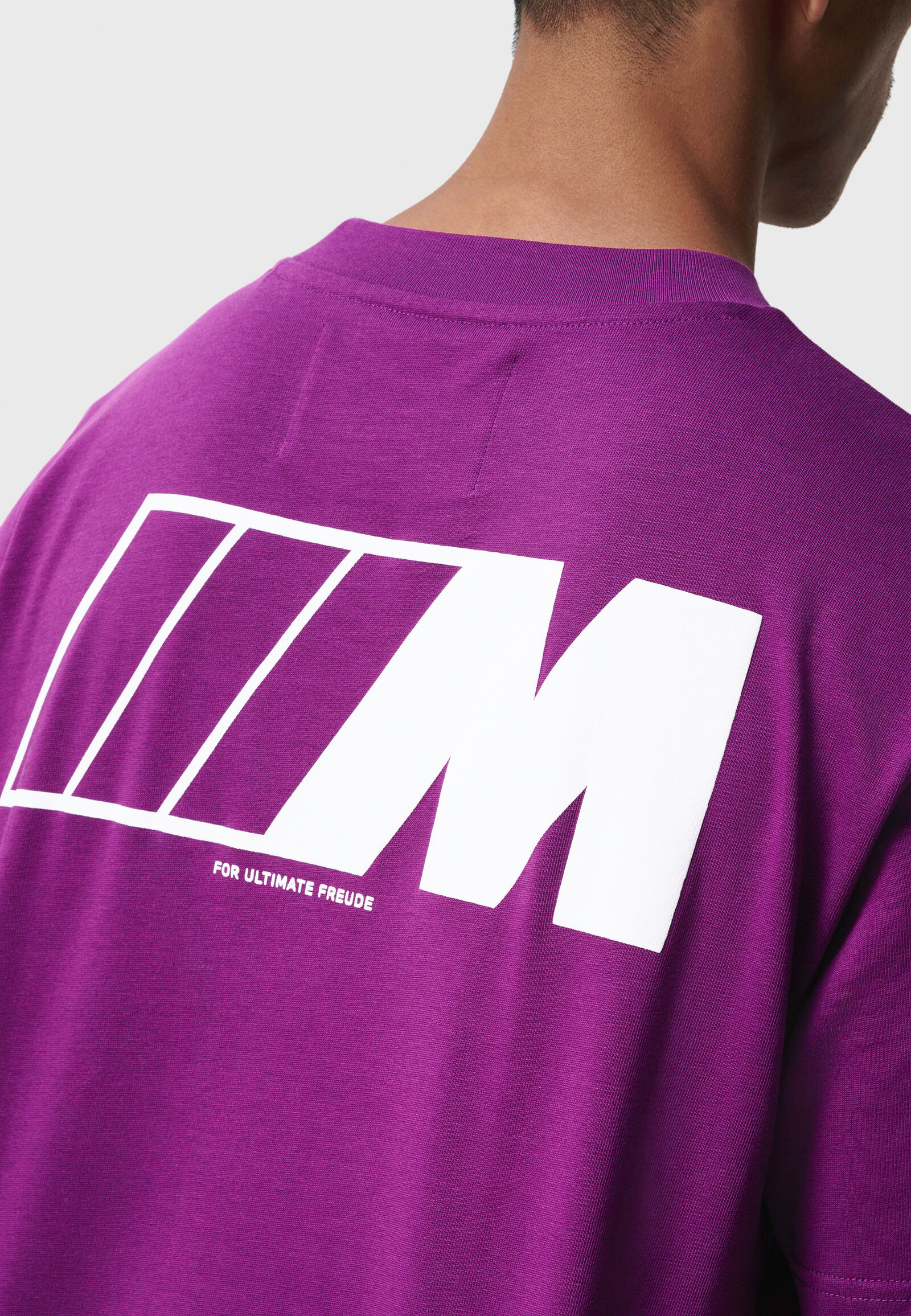 t-shirt-manches-courtes-oversize-bmw-m-bmw-lifestyle-store